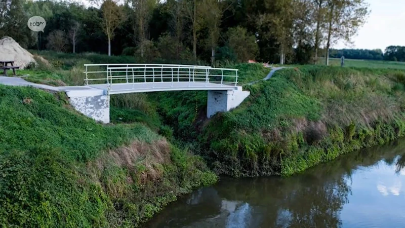 Slimme sensors in de Laak geplaatst om waterkwaliteit op te volgen: "Stinkende riool weer proper maken"