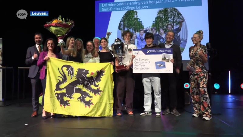 6 leerlingen van Sint-Pieterscollege in Leuven winnen award 'Beste mini-onderneming van het jaar'