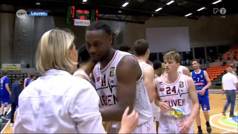 Leuven Bears wint spektakelstuk tegen Kangoeroes Mechelen en dwingt een vijfde wedstrijd af: "Waar zou je nu liever willen zijn?"
