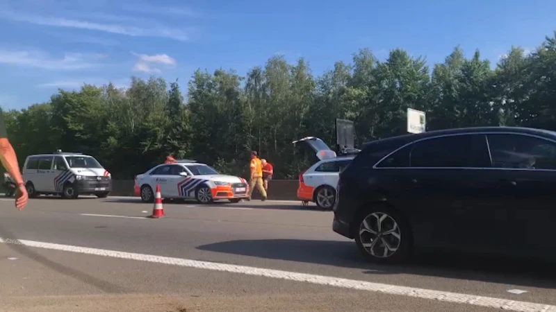 Ladder zorgt voor zwaar ongeval op E40 in Haasrode