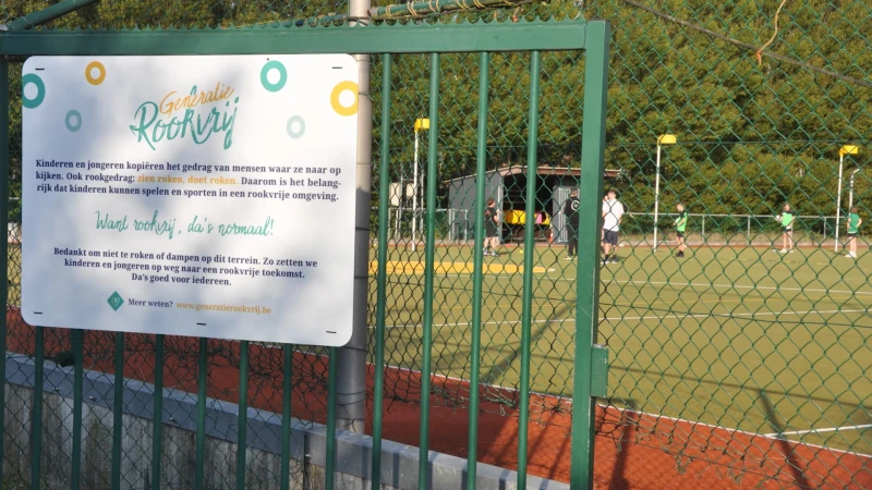 Opnieuw 3 Leuvense sportclubs rookvrij: "Roken wordt iets van het verleden"