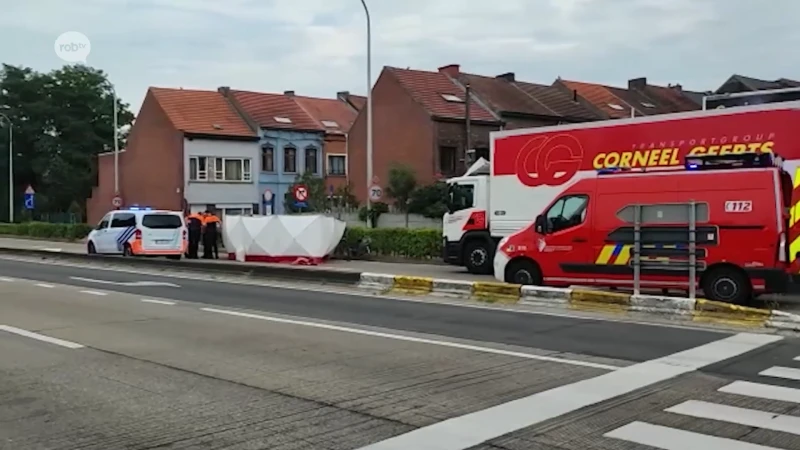 Fietser van 84 komt om het leven bij verkeersongeval met vrachtwagen in Tienen