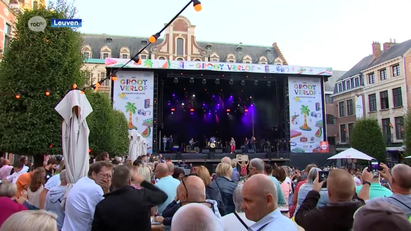 Margriet Hermans, Laura Lynn en Wim Soutaer zetten bomvolle Oude Markt op stelten tijdens Leive Vloms