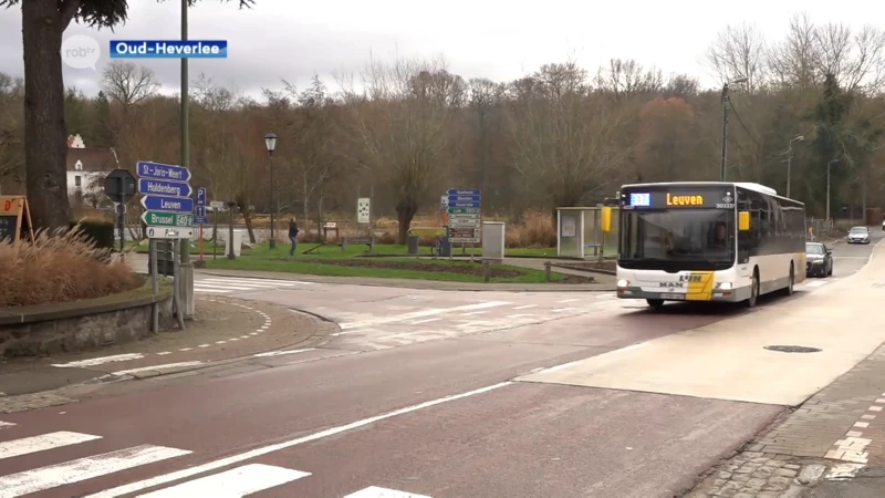 Heraanleg van het kruispunt aan de Zoete Waters loopt vertraging op