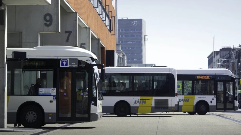 4 op 10 bussen in onze regio rijdt morgen niet uit door algemene actiedag