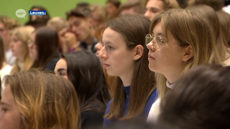 Academiejaar begint opnieuw aan de KU Leuven: "Ik heb wel wat stress"