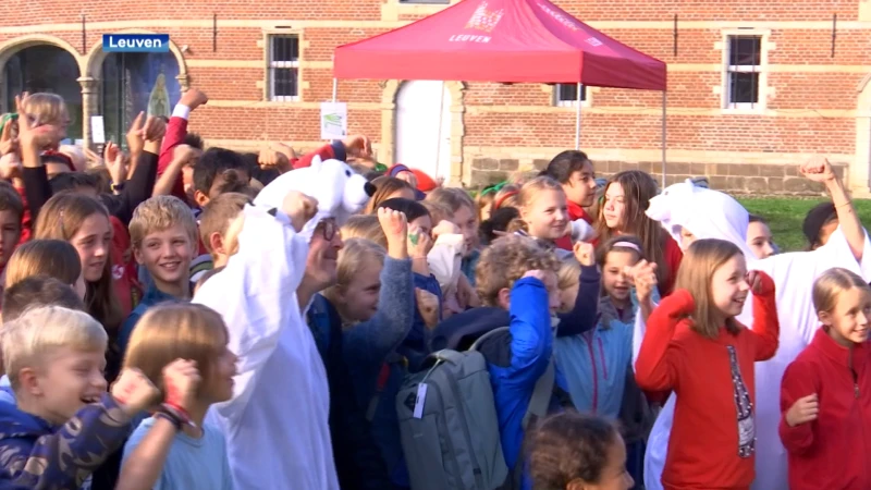 133 leerlingen vormen de klimaatbende van Leuven: "Wij komen altijd met de fiets naar school"