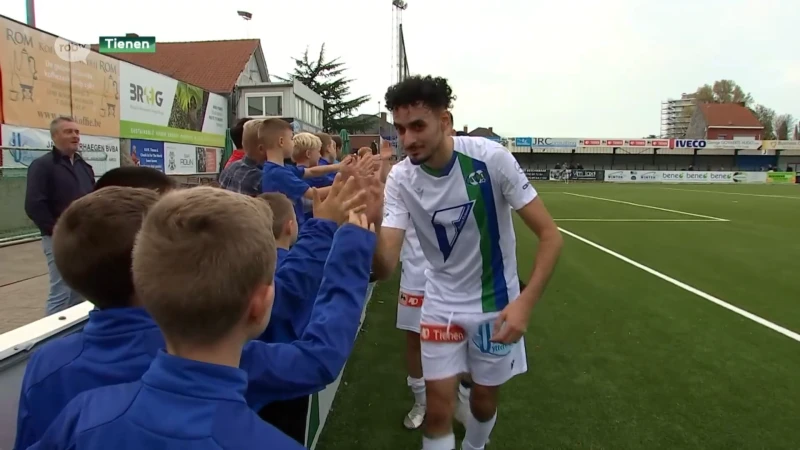 Tienen pakt drie belangrijke punten tegen tienkoppig Knokke (2-0): "Ik doe de match kantelen, Naudts werkt ze af"