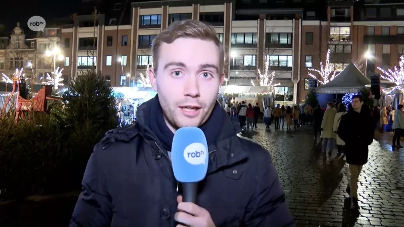 LIVE: Kerstmarkt in Leuven meteen overrompeld