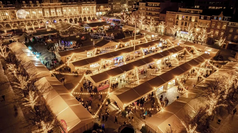 600.000 mensen bezochten de Leuvense kerstmarkt: "100.000 meer dan de edities voor de coronapandemie"