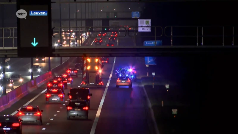 Klopjacht E314: voortvluchtige is beginnen spookrijden op autosnelweg