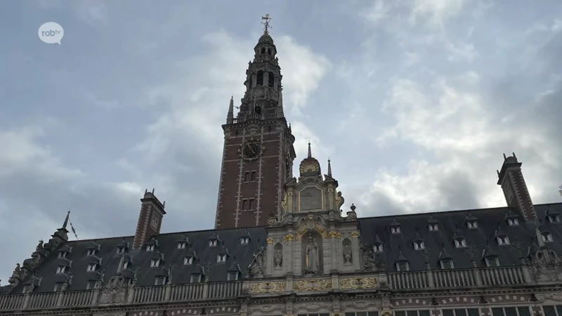 Technische fout: klok op Ladeuzeplein in Leuven sloeg vannacht elk uur