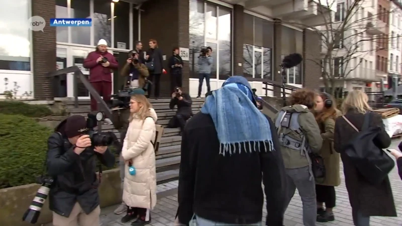 Advocaten en familie Sanda Dia bij start proces: "Slopend, maar we verwachten arrest in mei"