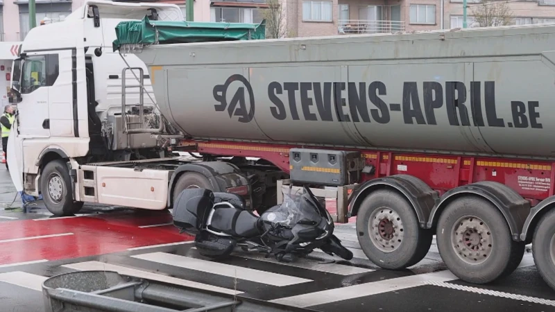 Motorrijder uit Leuven (59) komt om bij verkeersongeval in Antwerpen