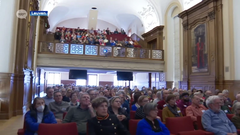 "Dag van het Geluk" in Leuven volledig uitverkocht: "We zoeken geluk in de wetenschap, terwijl het over levensvragen gaat"