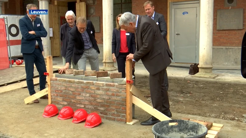 Eerste steen gelegd van nieuwe stadswijk Burenberg in Leuven