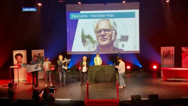 Leerlingen van Sint-Pieterscollege Leuven zijn beste mini-onderneming van het jaar