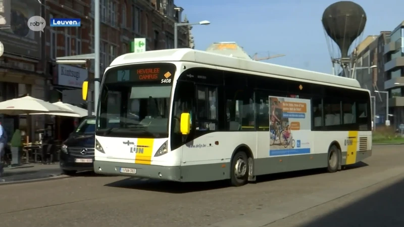 Nog minstens tot de zomervakantie minder bussen in Leuven: zoektocht naar extra buschauffeurs verloopt moeizaam