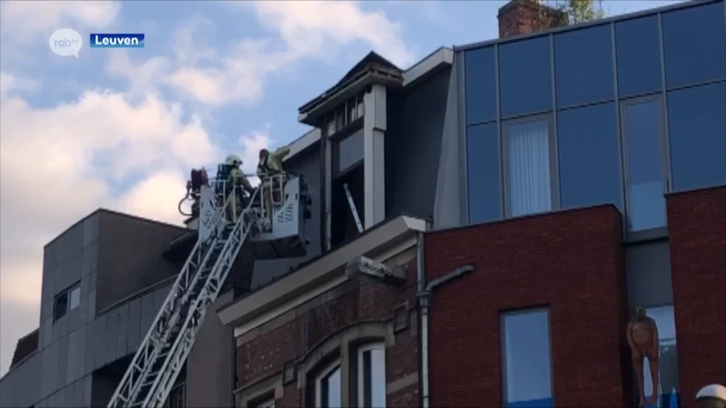 Appartement op derde verdieping langs Tiensevest in Leuven vat vuur: Barbecue in dakgoot zou de oorzaak zijn