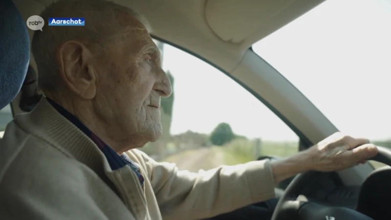 Jef Verbeeck (99) uit Gelrode is de oudste chauffeur van België: "Zonder auto? Dan blijf ik thuis"