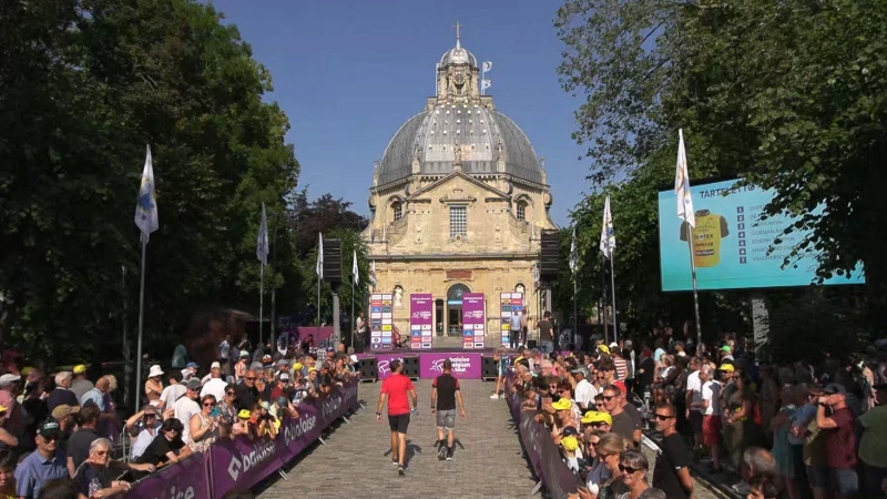 HERBEKIJK: Ploegenvoorstelling Baloise Belgium Tour