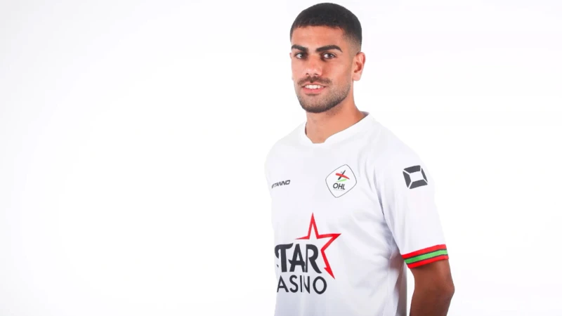 OHL strikt Israëlisch international Raz Shlomo, centrale verdediger van Maccabi Netanya