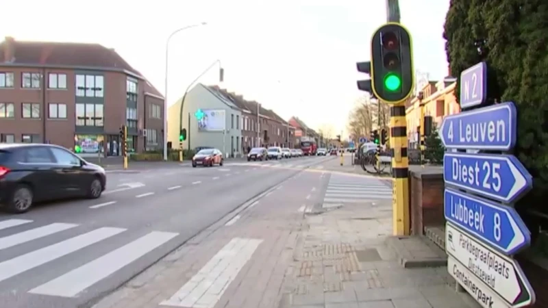 Herinrichting Diestsesteenweg: geen centrale busbaan, maar wel slimme verkeerslichten, verhoogde fietspaden en conflictvrije kruispunten