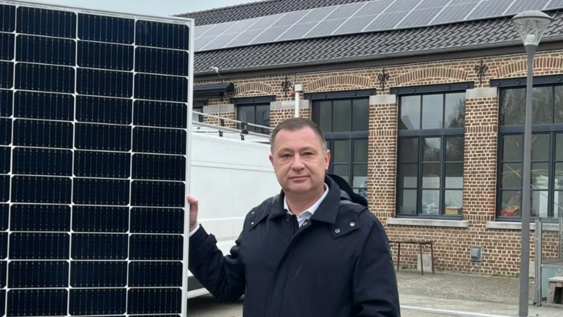 Glabbeek plaatst 188 zonnepanelen op gemeenteschool om energieneutrale gemeente te zijn voor 2024