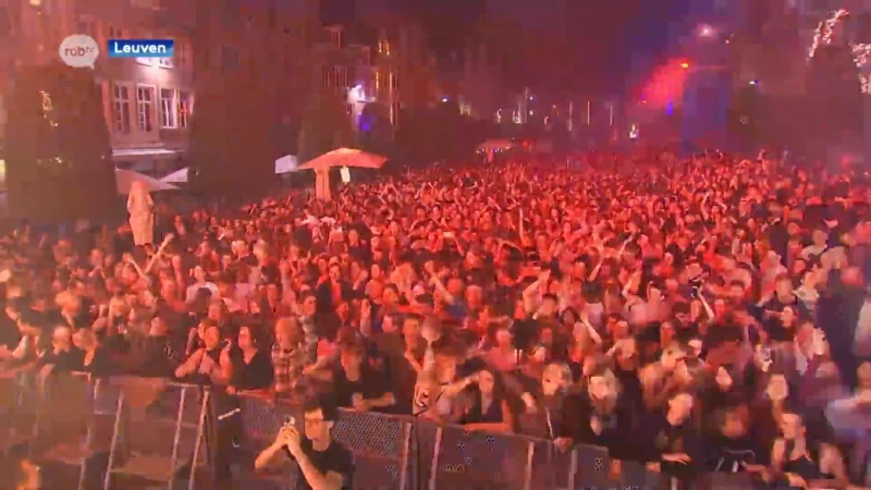 Studentenwelkom Leuven: 8000 studenten openen op de Oude Markt hun academiejaar