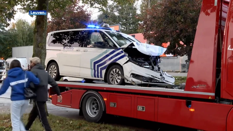 Tiensesteenweg tijdlang afgesloten na ongeval met politiecombi