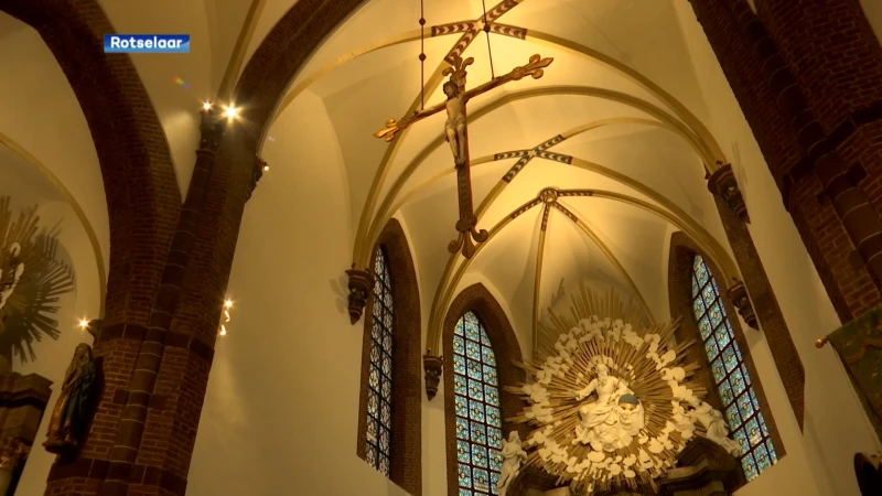 Interieur van Sint-Pieterskerk in Rotselaar is vernieuwd