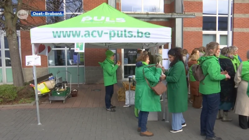 30 mensen voeren actie aan hoofdkantoren van Ferm tegen beleid van directie