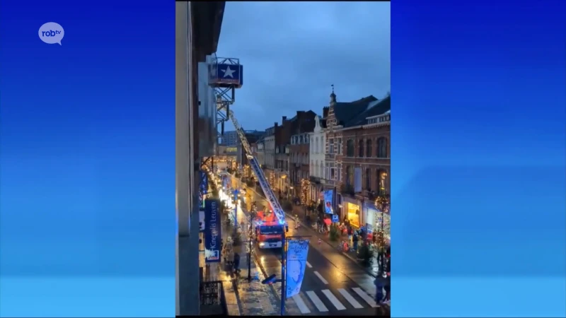 Filmzaal Kinepolis Leuven ontruimd omdat regenwater niet van dak raakt, Bondgenotenlaan tijdlang afgesloten