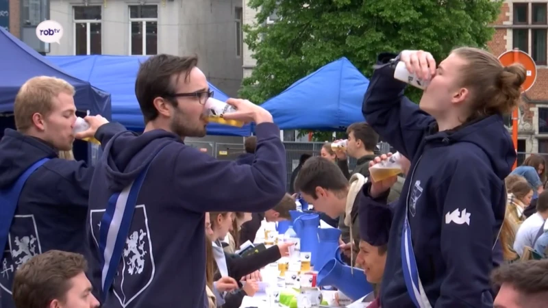 Studenten maken zich klaar voor derde editie van Beiaardcantus in Tienen: "Veel liedjes en bier"