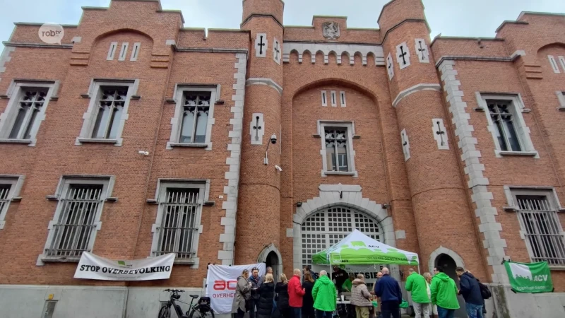 75% van de cipiers in Leuvense hulpgevangenis neemt deel aan 24-uursstaking: "Ontevreden met huidige overbevolking in gevangenis"