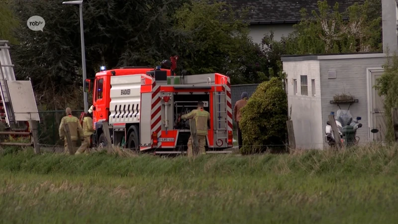 Geen gewonden bij dakbrand in gezinswoning in Tildonk bij Haacht, deskundige onderzoekt exacte oorzaak