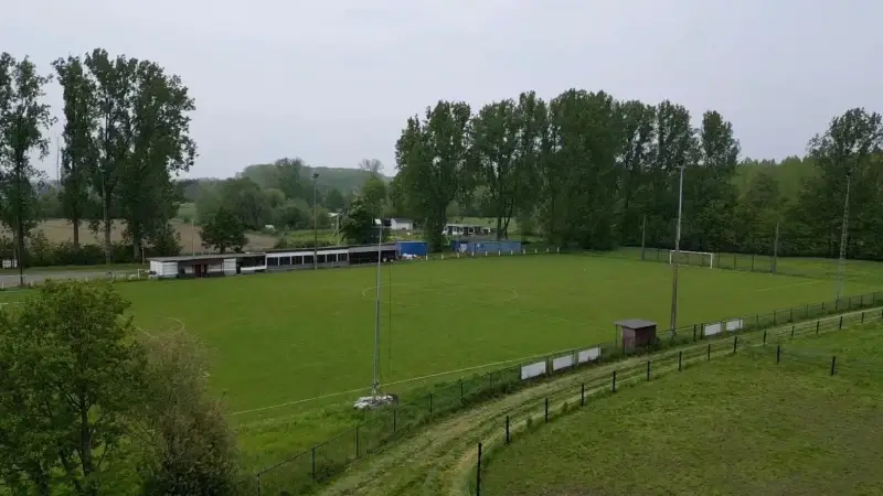 Grens tussen Rotselaar en Haacht gewijzigd zodat voetbalveld van VK Wakkerzeel in Haacht ligt: "Eenvoudigste oplossing om gebouwen te vernieuwen"