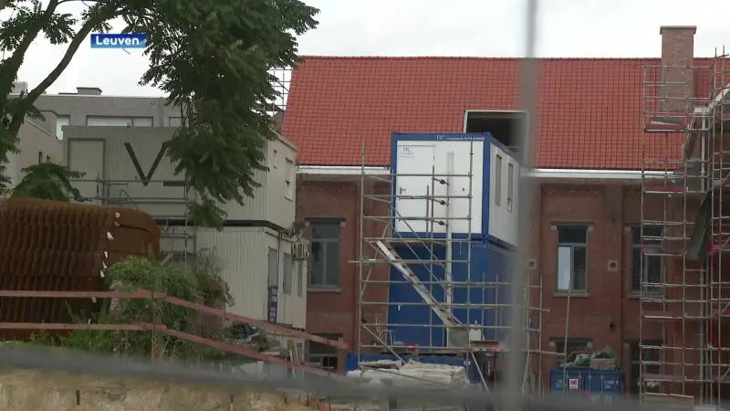 Inbraak in vijf containers op werfzone aan Kaboutemansstraat in Leuven