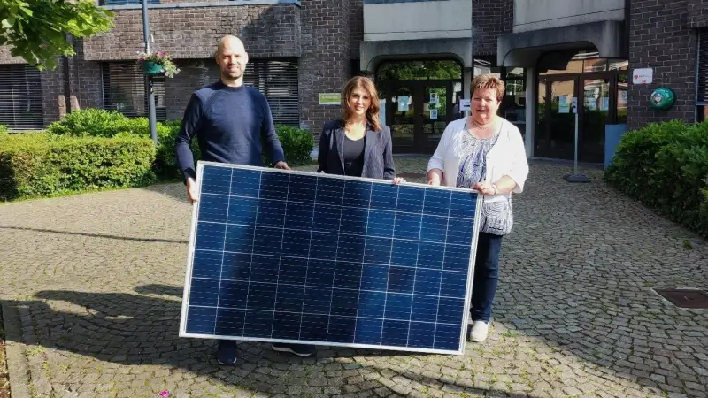 Boortmeerbeek zoekt investeerders voor nieuwe zonnepanelen aan gemeentehuis en sporthal