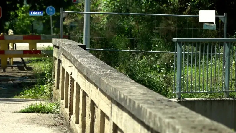 Vlaamse Milieumaatschappij begint met werken aan fiets- en voetgangersbrug over Demer in Diest: "Nadien loopt water weer door centrum"