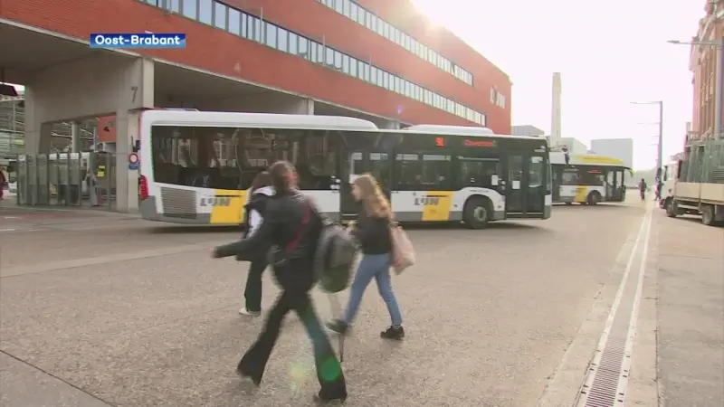 De Lijn past dienstregeling in onze regio tijdelijk aan: op 15 lijnen minder bussen vanaf 2 september