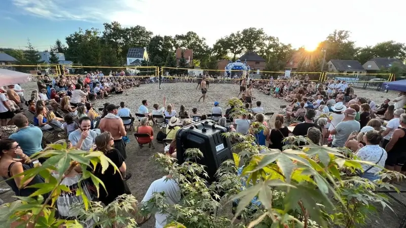 Inwoners van Molenstede kiezen voor aanleg van nieuw beachvolleybalveld met buurtbudget van 50.000 euro