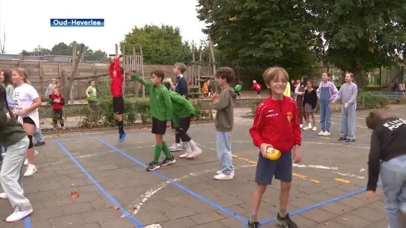 Ook GBS De Hazensprong doet mee aan 'de breng je sportclub naar schooldag': "Ja als er geen sport bestond zit iedereen hier lui en dan is de wereld gewoon saai"