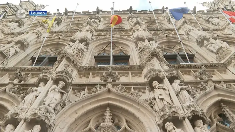 Voorbereidingswerken aan Leuvens stadhuis van start: "Dit wordt de plek voor de toerist als startpunt voor zijn bezoek aan de stad"