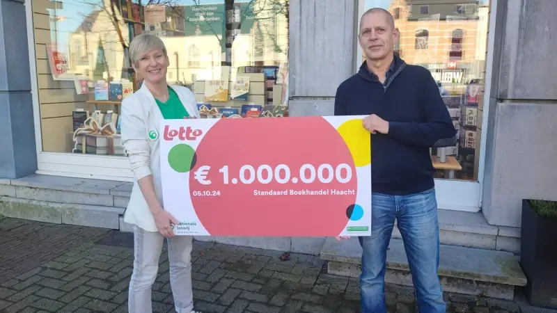 Man wint 1.000.000€ met Lotto-jackpot in Standaard Boekhandel in Haacht