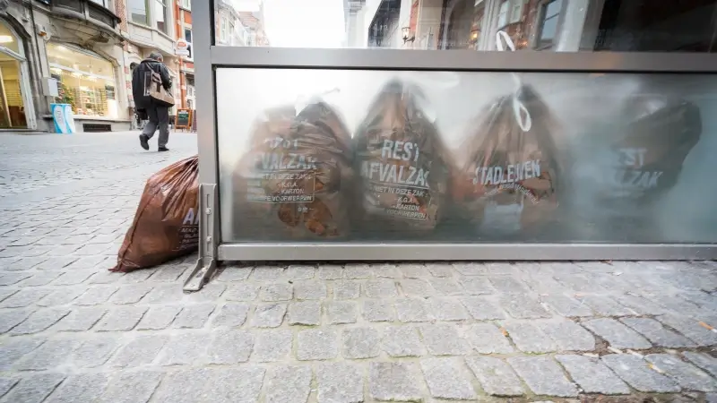 Afvalophaling verandert op 1 januari volledig in Leuven: "Helpt inwoners om beter te sorteren"