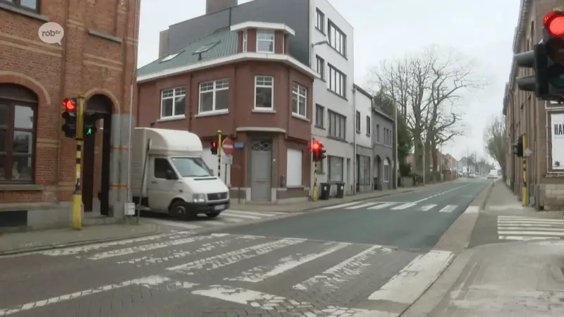 Agentschap Wegen en Verkeer maakt kruispunt op Diestsesteenweg in Rillaar veiliger