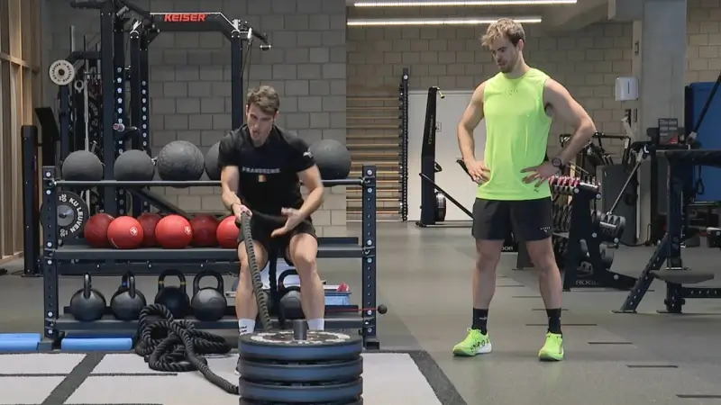 Tom Franssens uit Leuven en Pieter Maes uit Messelbroek pakken Europese titel in het Hyrox