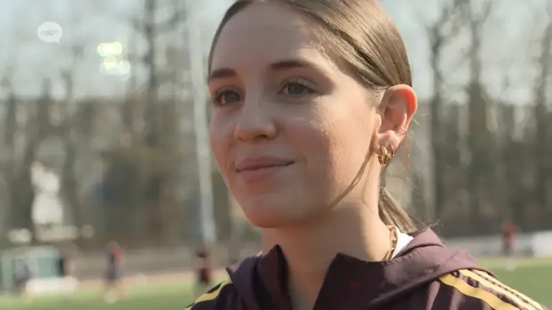 Nog maar net 20 en al Belgisch kampioen 60 meter horden: maak kennis met Noor Koekelkoren uit Hoegaarden