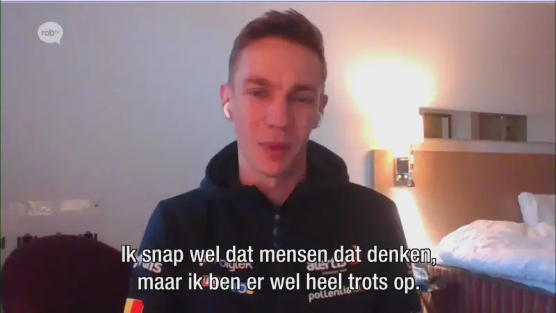 Bart Swings wordt als eerste Belg ooit gesponsord door OnlyFans en krijgt account: "Ik ga zeker geen pikante foto's delen"